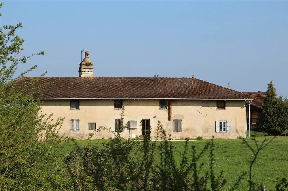 Ferme bressane à Saint-Trivier-de-Courtes